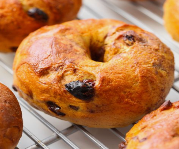 Cinnamon-Raisin Bagel